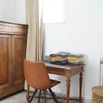 La Maisonnette - 2 Chambres, Parking, Jardinet & Calme Сasa de vacaciones