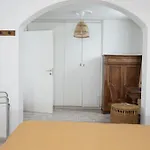 La Maisonnette - 2 Chambres, Parking, Jardinet&calme Hébergement de vacances *