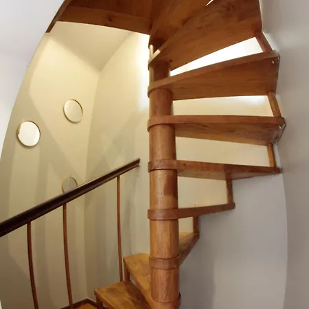 La Maisonnette - 2 Chambres, Parking, Jardinet & Calme Holiday home